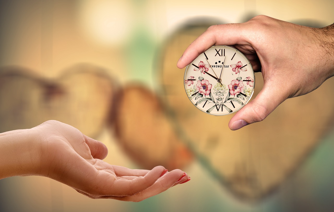 Best Time to Take NMN: Circadian Rhythms, Dosing, And Practical Schedules